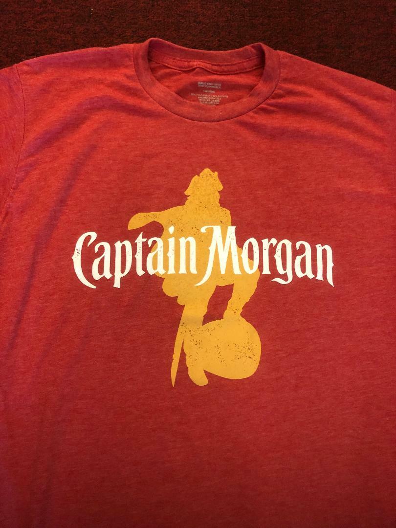 Captain Morgan Print Red  Men’s T-shirt  Size  X LARGE