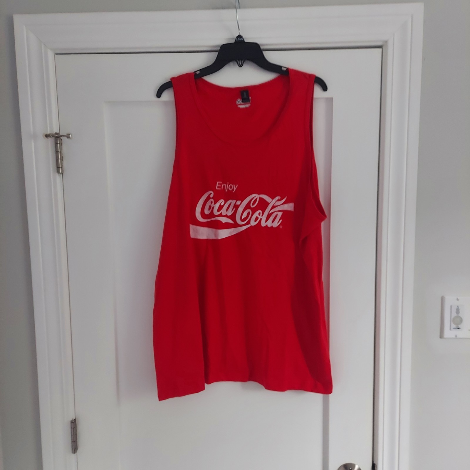 COCA COLA MEN'S RED TANK TOP SIZE 2XL gallery