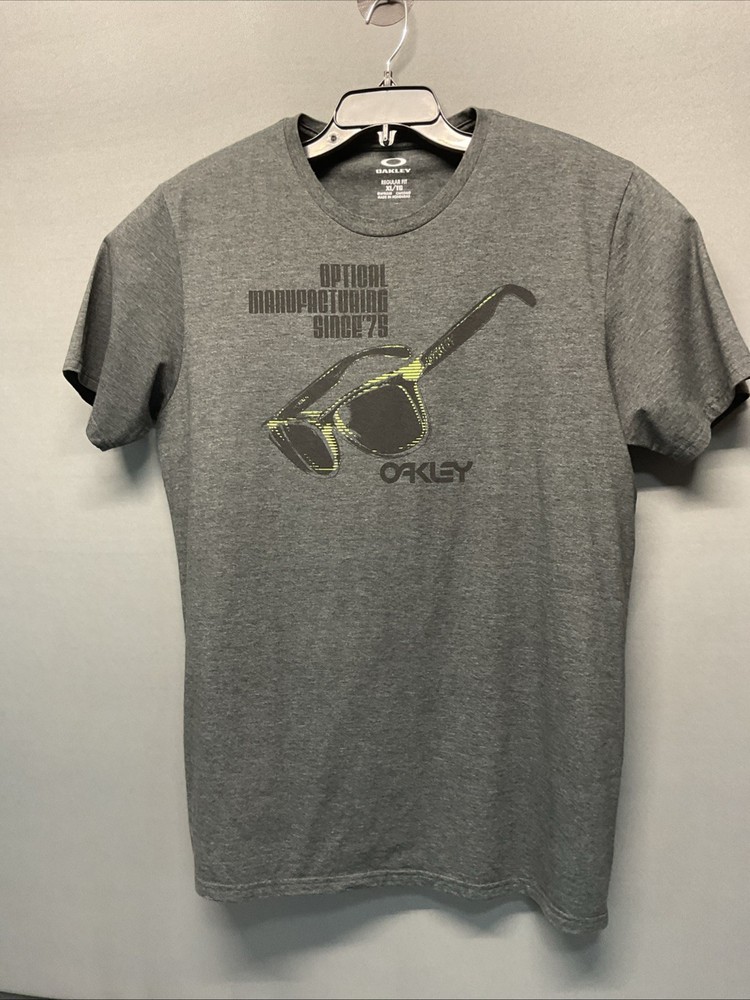 Vintage OAKLEY Gray Y2K Optical Since ’75 Graphic Logo T-SHIRT, Men’s Regular XL