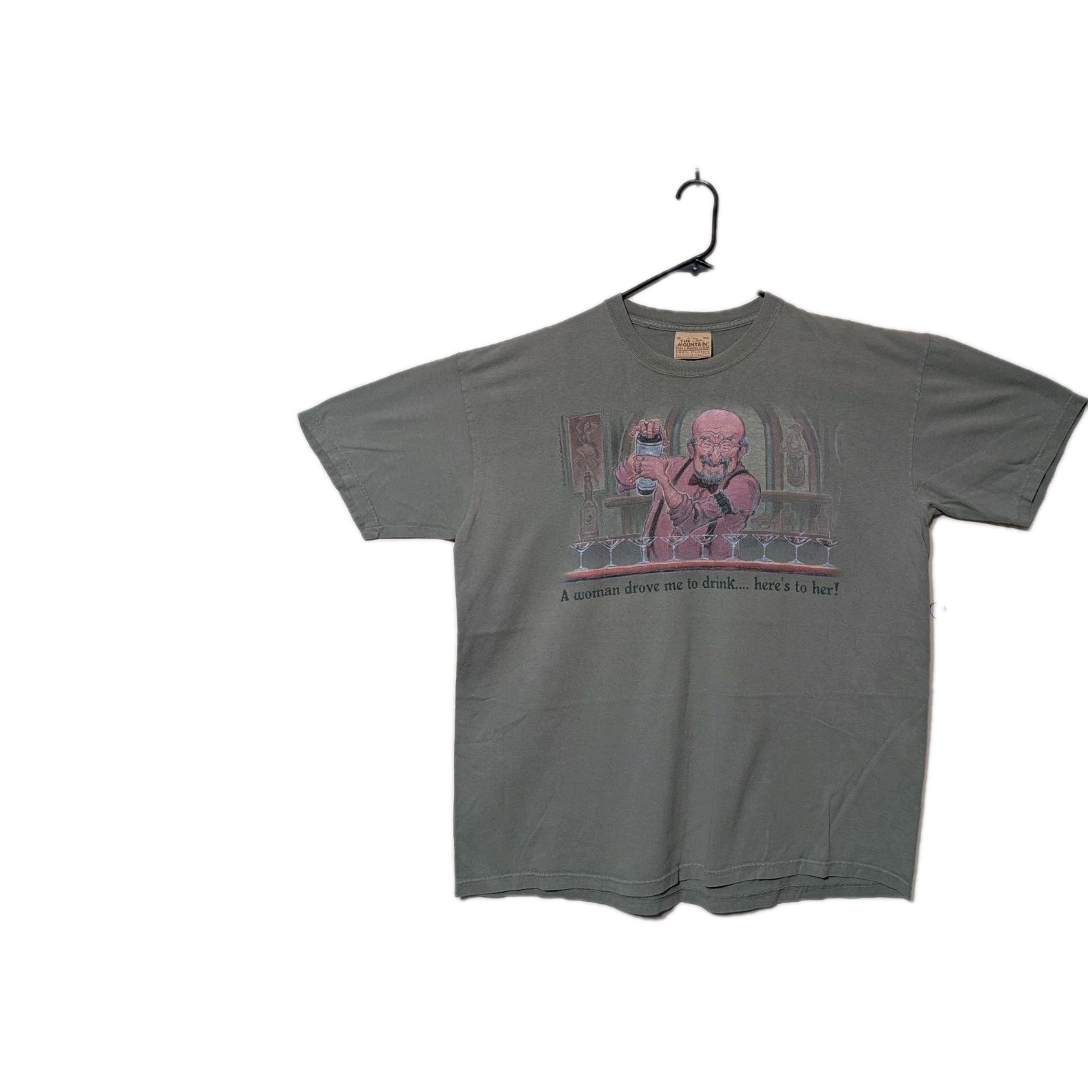The Mountain Mens T-shirt Vintage Green A Woman Drove Me To Drink XL #5421 gallery