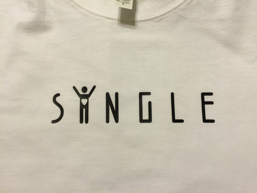 Tshirt SINGLE 100% Combed Ring Spun Cotton Preshrunk M Valentines