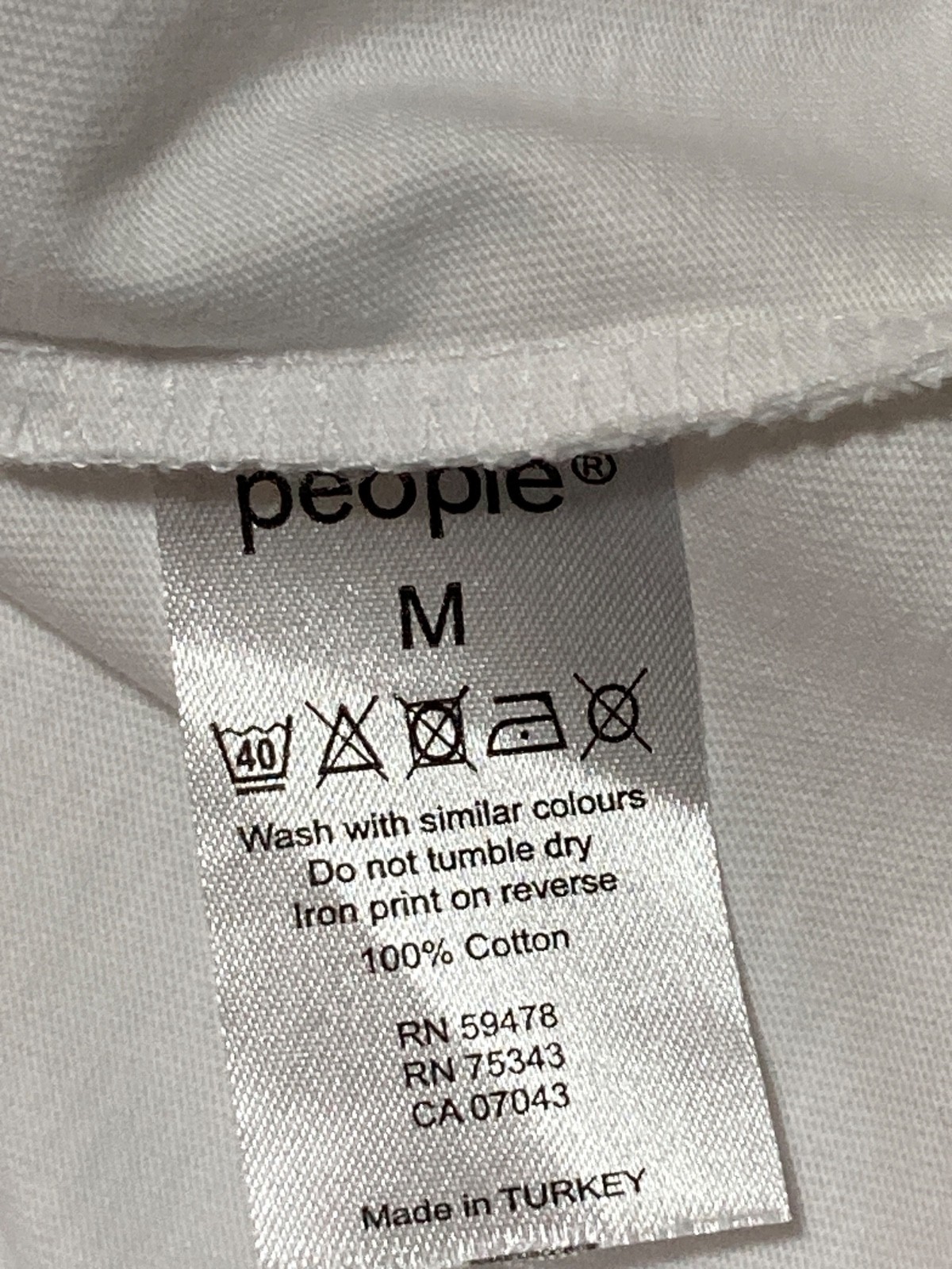Common People T Shirt Men's Medium White Blue 100% Cotton Graphic Print Tropical gallery