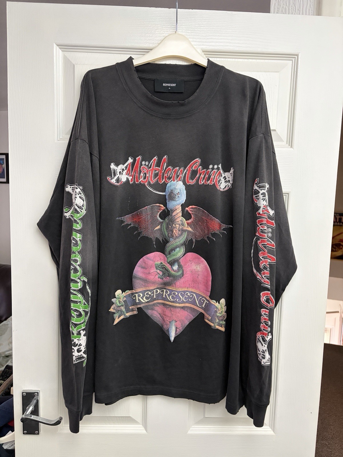 Represent X Motley Crue Men’s Long Sleeve Band T Shirt Tee Aged Distressed XL