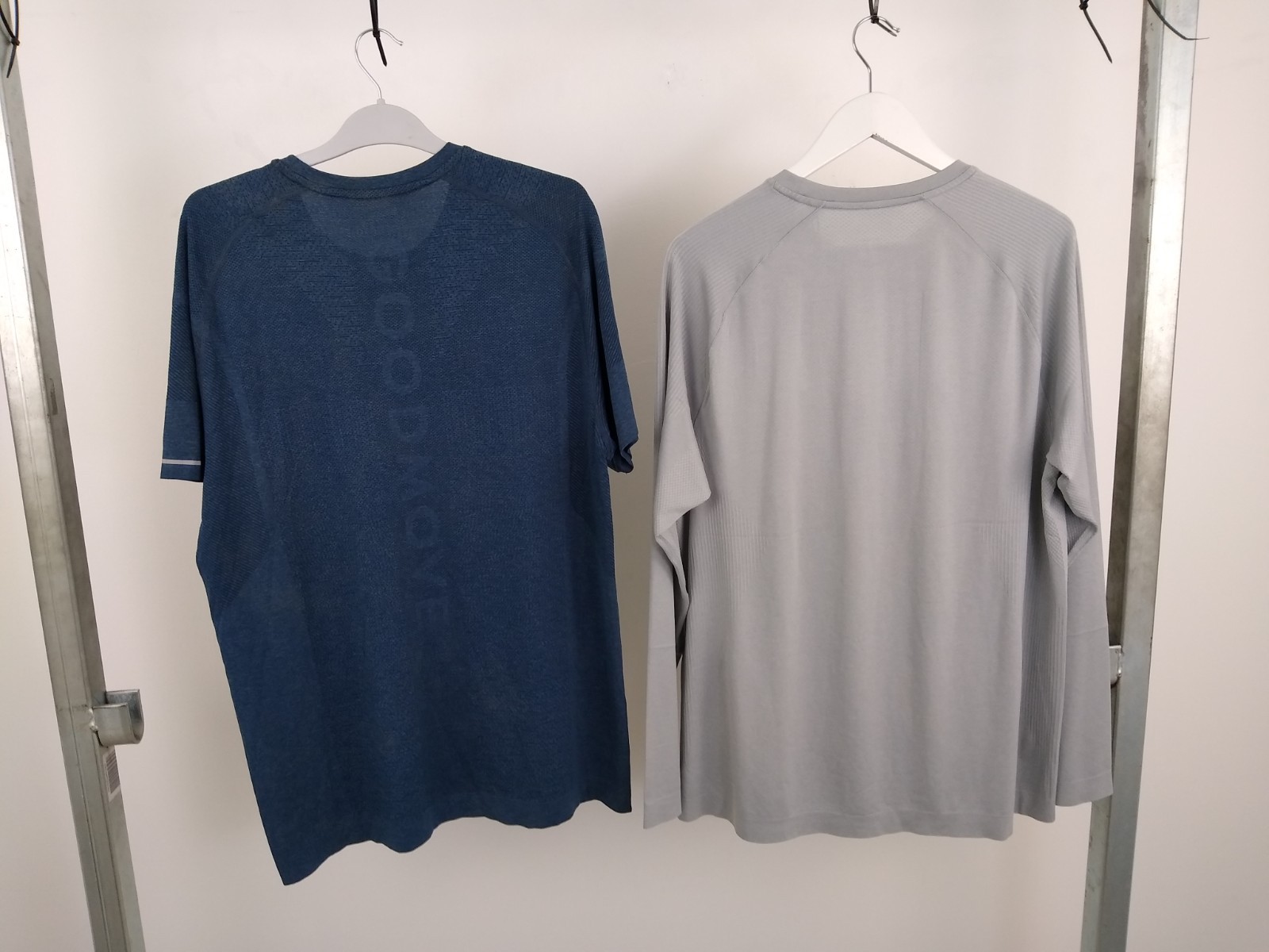 Goodmove 2Pcs Men's Quick Dry T-shirts Size L Grey & Blue NEW gallery