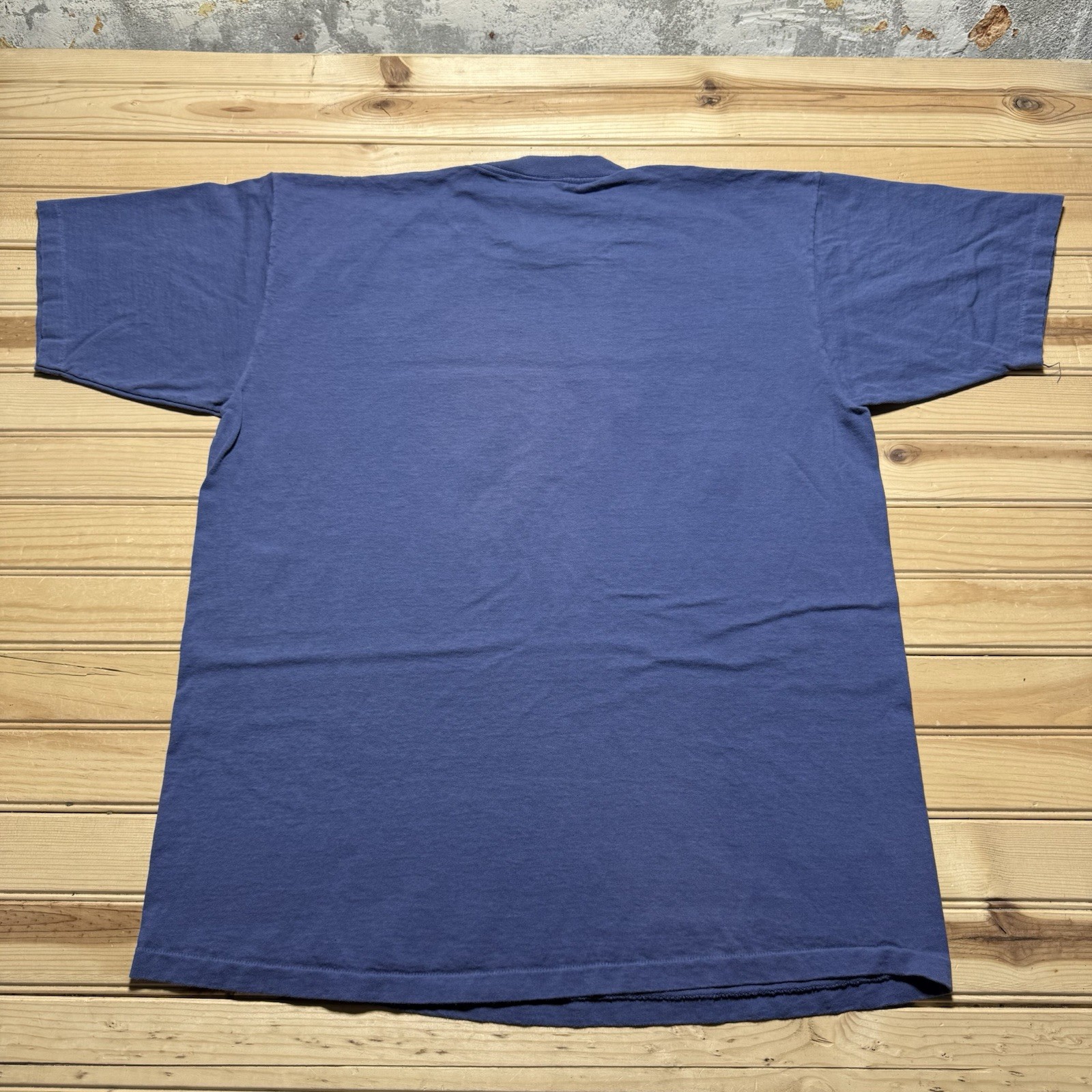 Vintage 90s Rainforest Cafe Animal Family Kingdom Nature Shirt Size Large Blue gallery