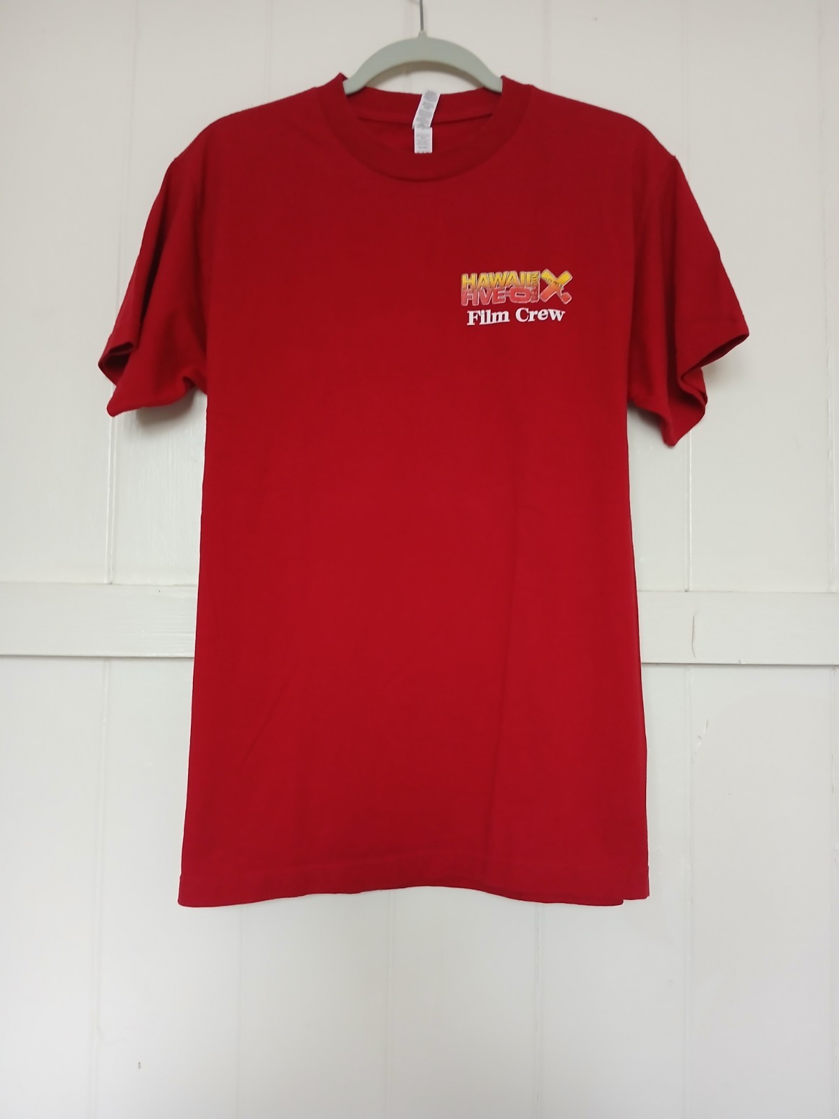 Hawaii Five-O Film Crew Season 10 Graphic T Shirt Men's Medium Red Short Sleeve gallery