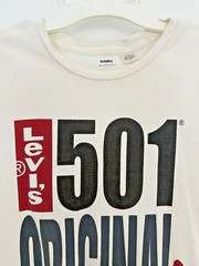 AUTHENTIC LEVI’S 501 Original Jeans T SHIRT Soft Loved Super Rare