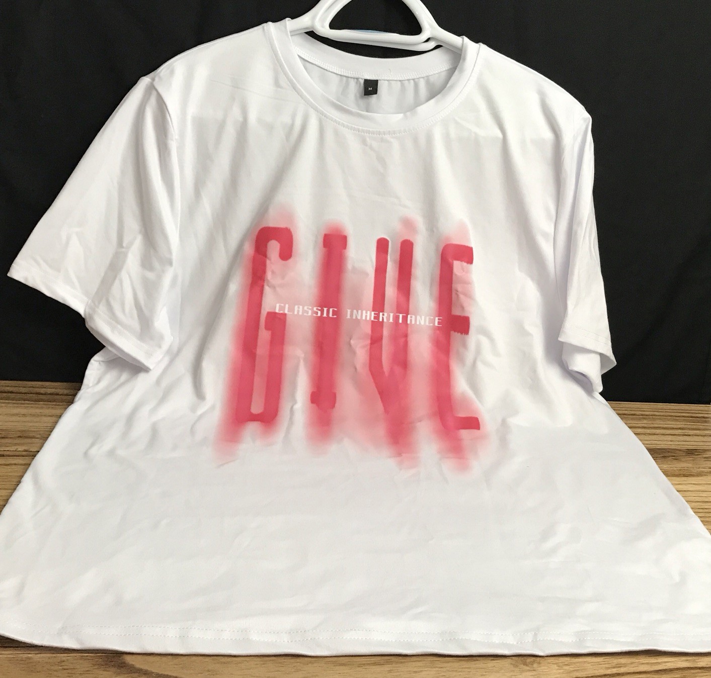 Men’s MED Print Graphic T shirt Short Sleeves White W/ Letter Print gallery