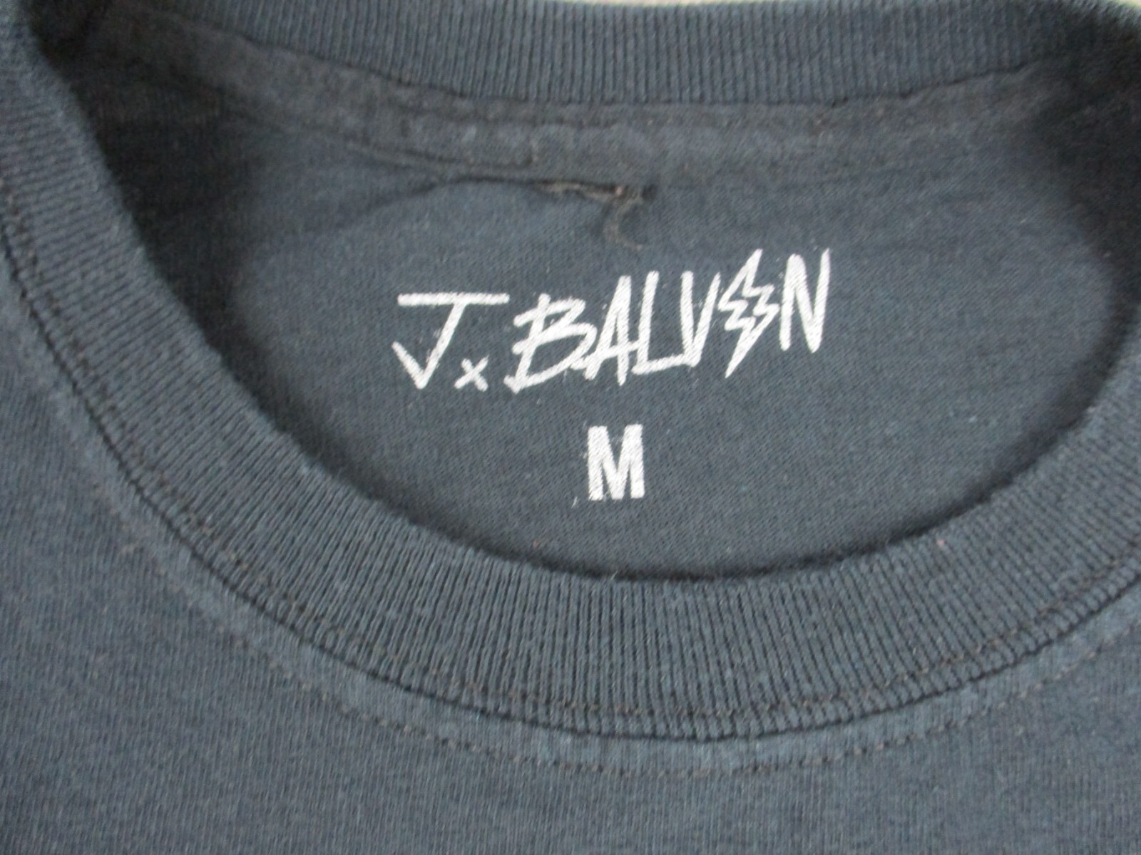 J Balvin Shirt Mens Medium Black Red Smily Face International Flags Crew Neck gallery