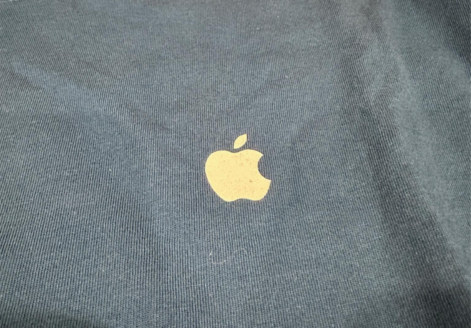 New Authentic Apple Unisex Long Sleeve T Shirt in Blue Store Employee Uniform gallery