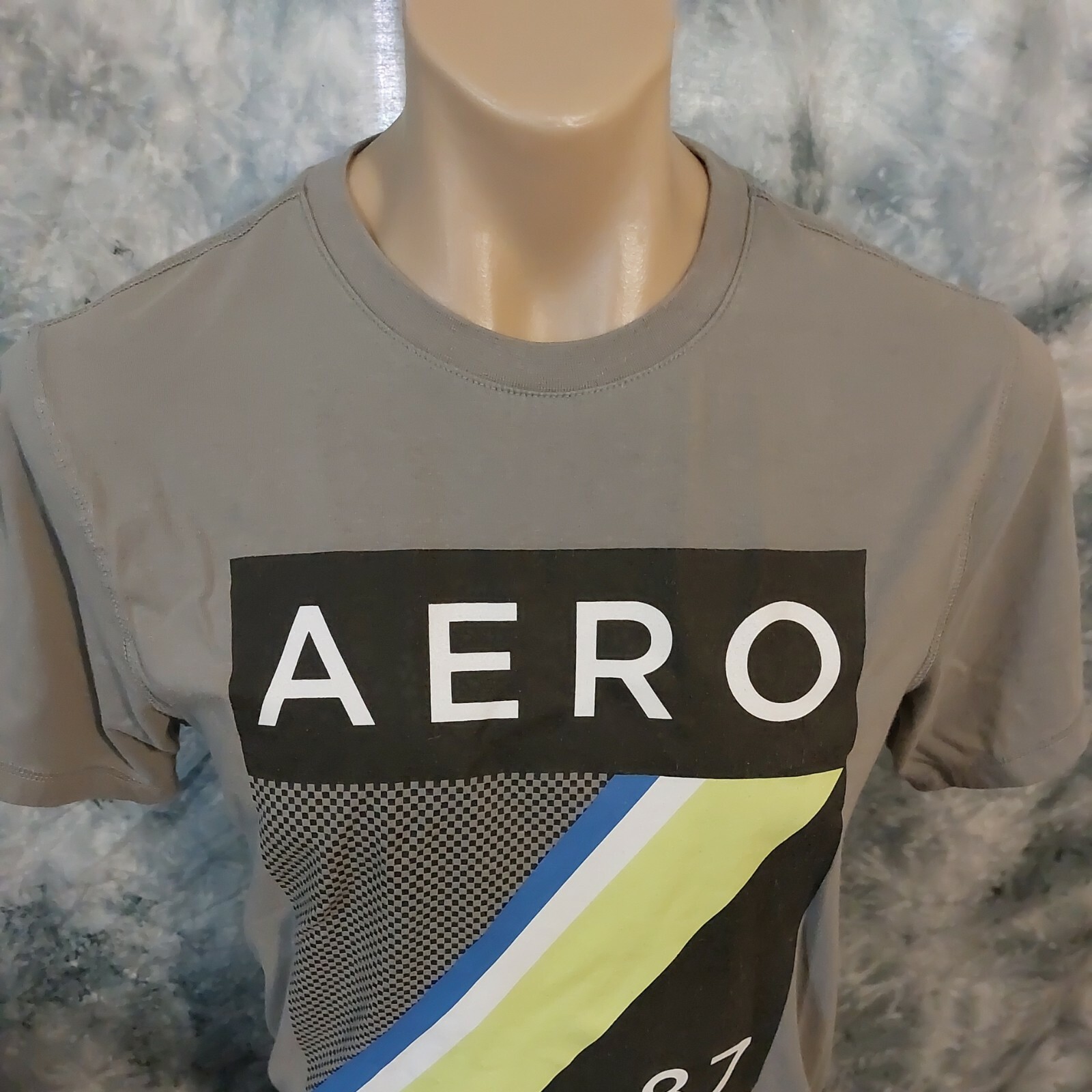 Aeropostale 87 T-shirt Size Medium stretch fit Big Aero logo gray gallery