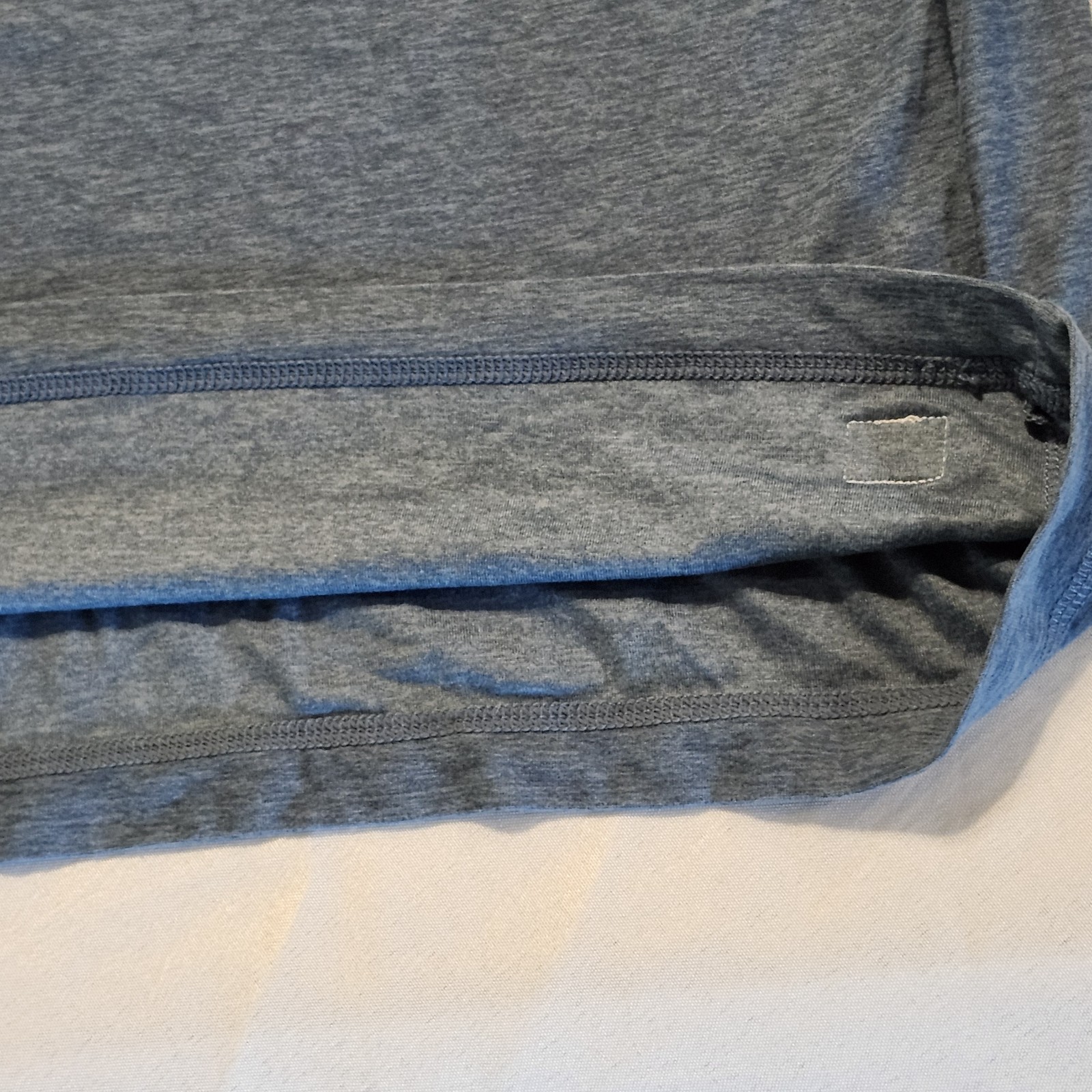 Vuori Strato Tech Tee Shirt Men's Large Long Sleeve Heather Blue V178 gallery