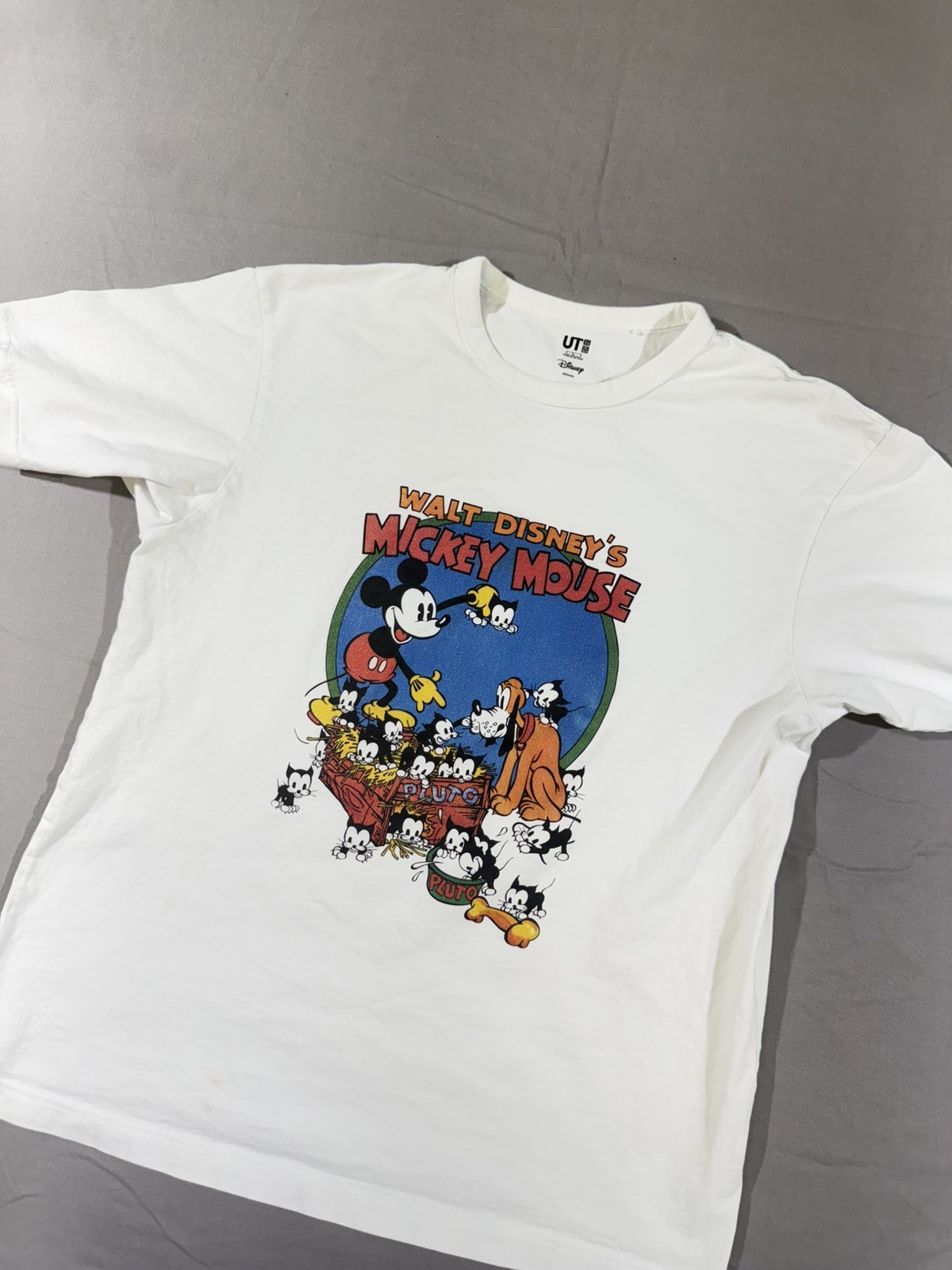 Uniqlo X Disney Retro Style Mickey Mouse T-Shirt Men’s Large gallery
