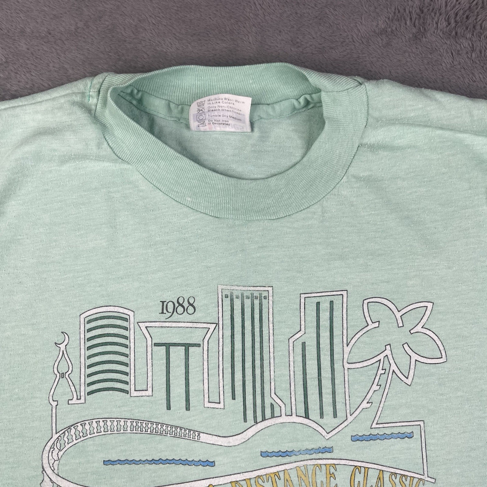 Vintage Paper Thin T Shirt Men Large 80s Green USA Gasparilla Tampa Bay Florida gallery