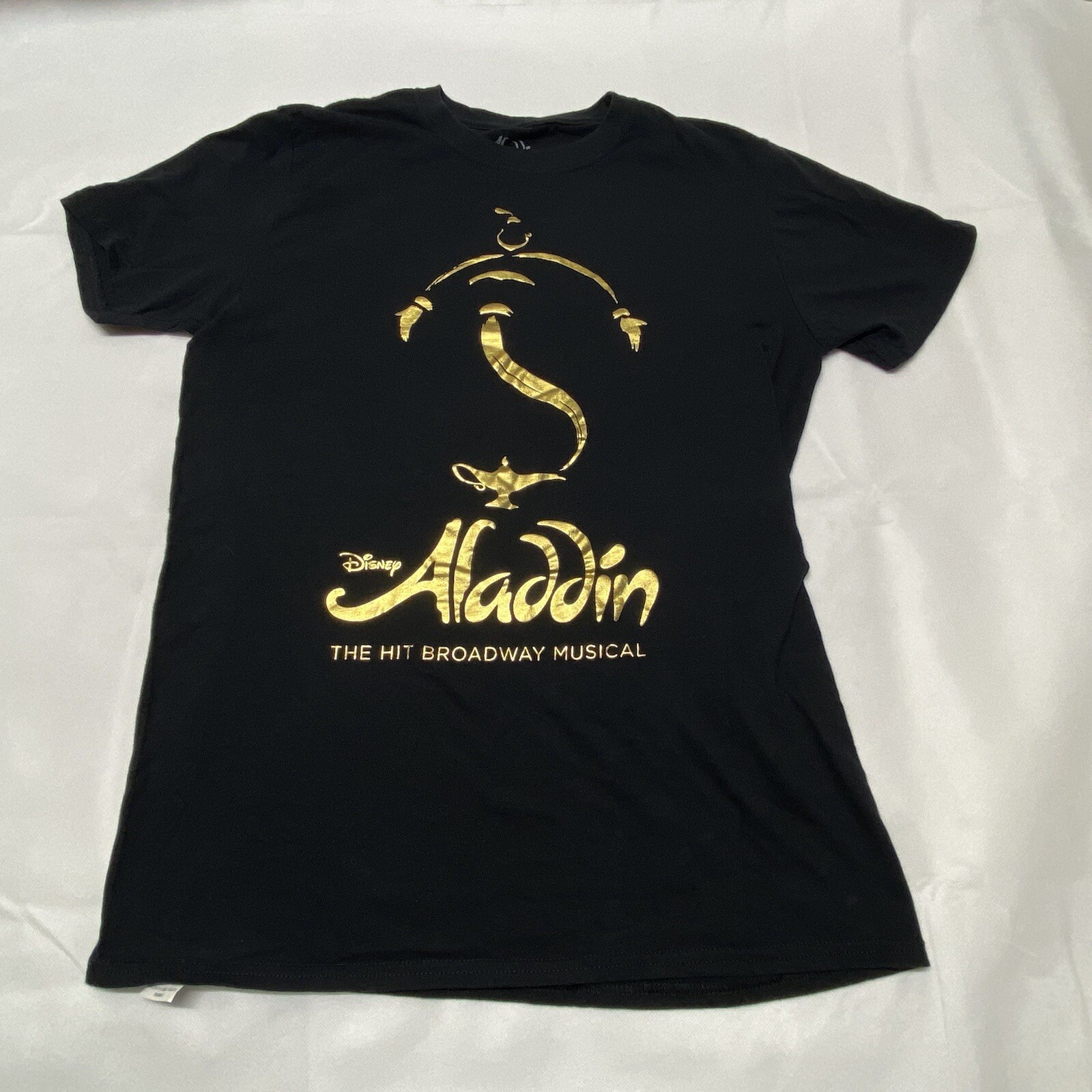 Disney Aladdin Shirt The Hit Broadway Musical Graphic Shirt Black & Gold Size M