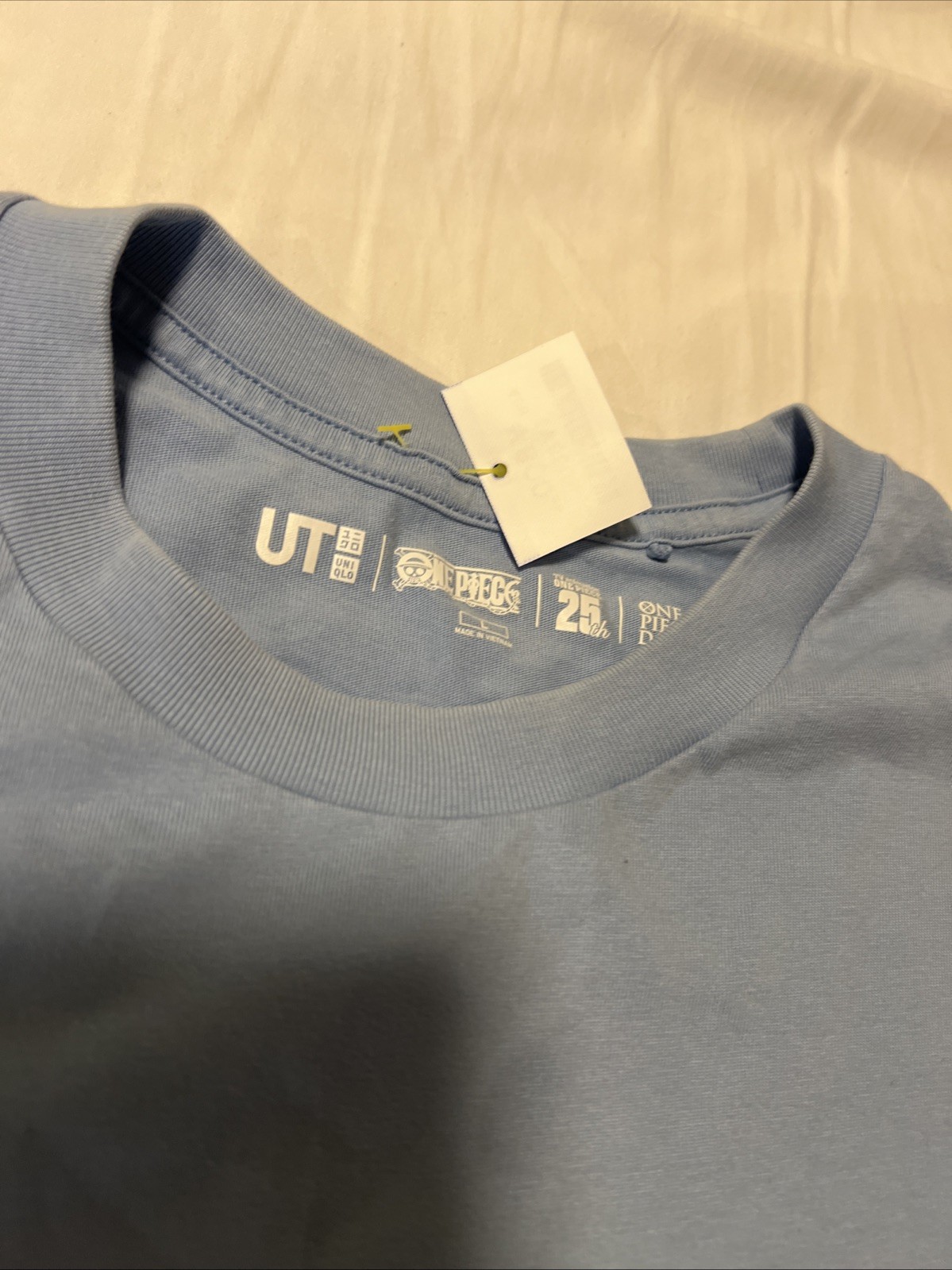 Uniqlo UT One Piece Alabasta Large Tshirt gallery