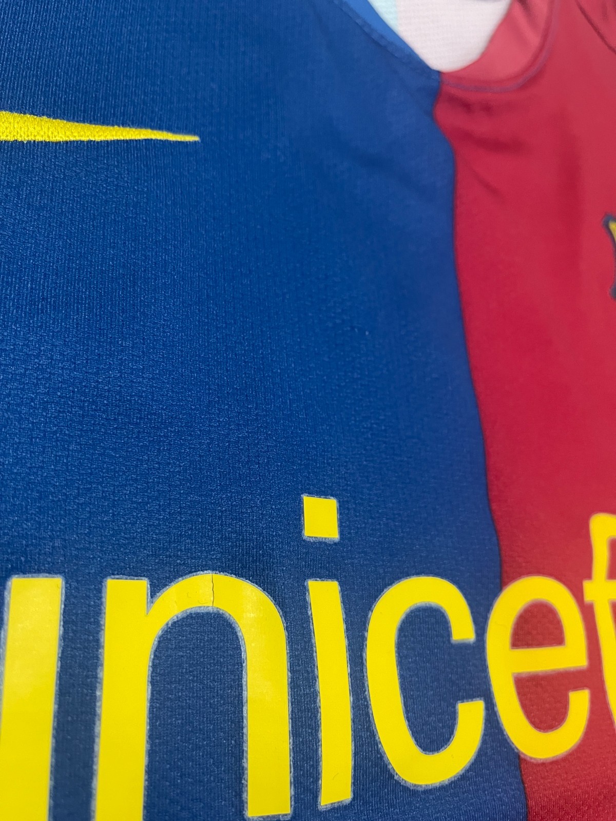 Nike FC Barcelona Home Shirt 2008 2009 UNICEF Jersey XL Messi Era Soccer Footbal gallery