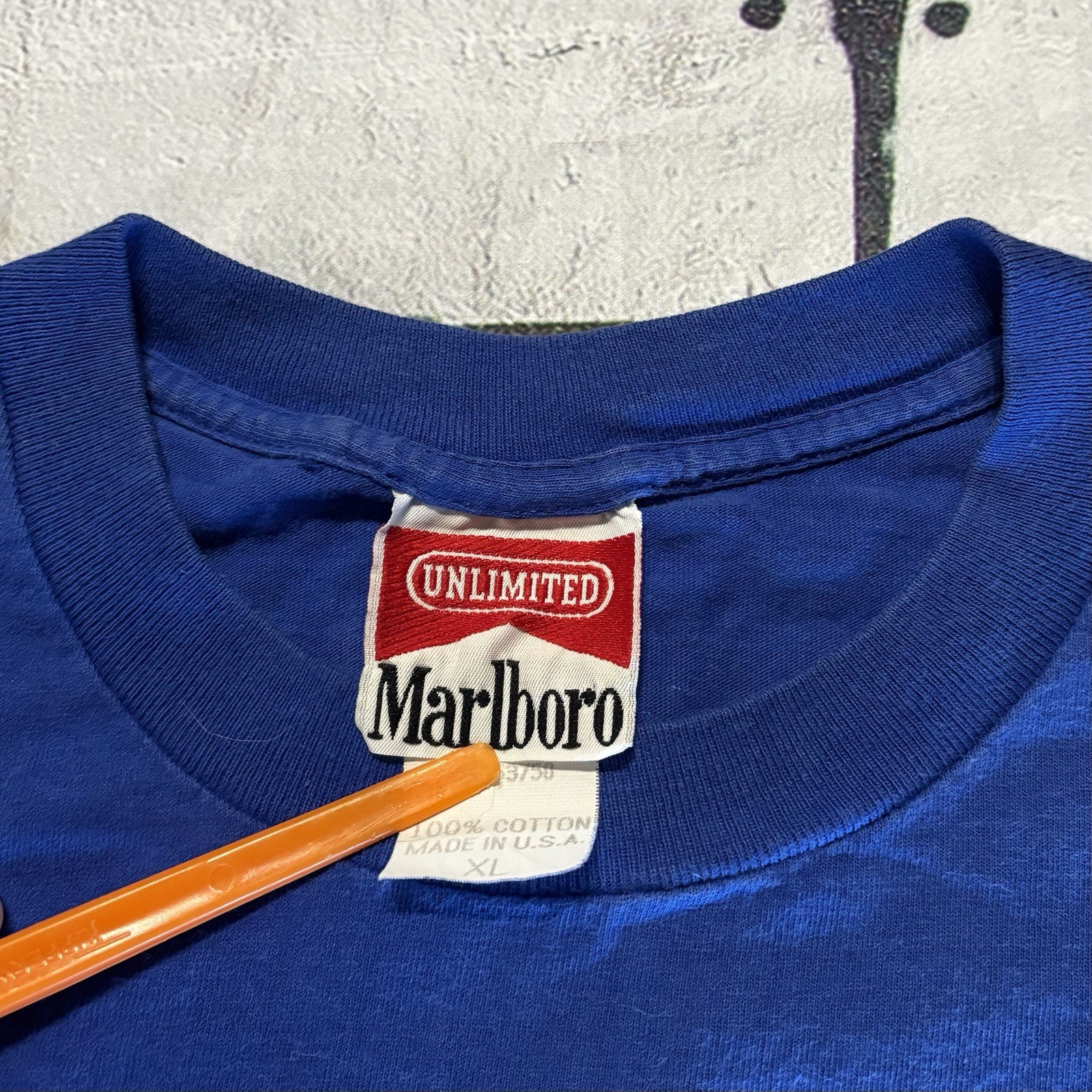 Vintage Marlboro Unlimited T Shirt XL USA Single Stitch Wolf Graphic Pocket 90s gallery