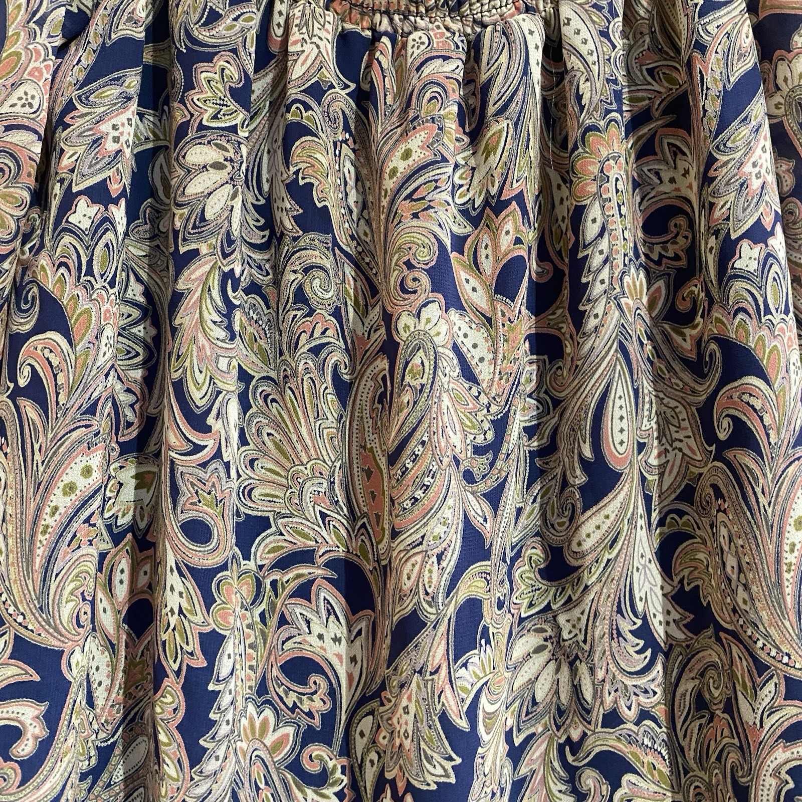 Sugar Lips paisley print blouse Size Extra Small TG2079 gallery