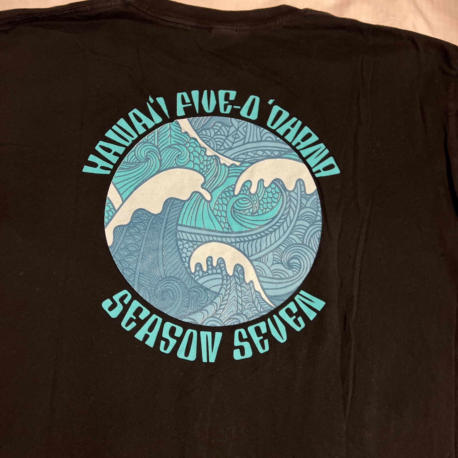 Hawaii Five-O Ohana Season 7 Seven T-shirt 2XL Filmed In Hawaii Black Blue Waves gallery