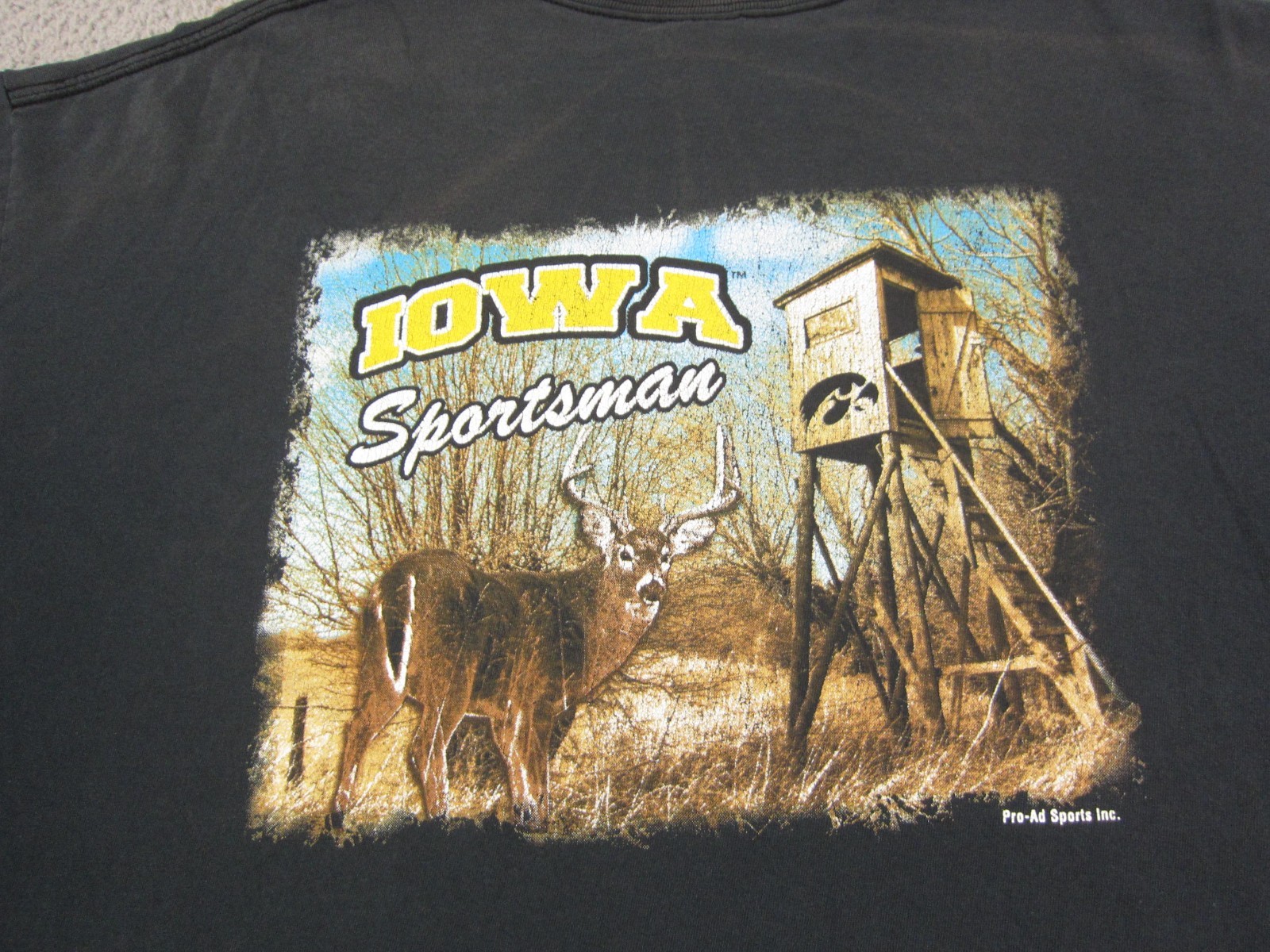 Vintage Iowa Sportsman Shirt 2XL XXL Black Deer Hunting Graphic Outdoors Classic gallery