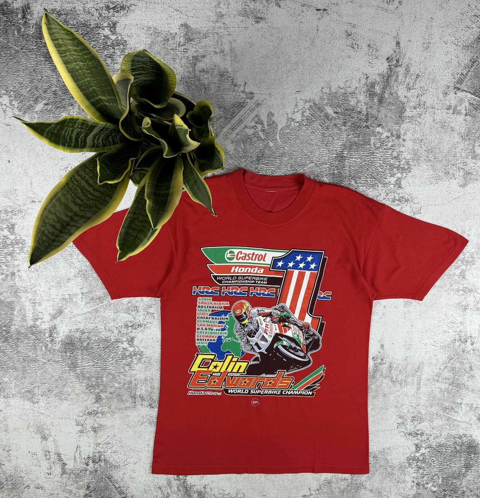 Vintage Colin Edwards Racing Honda Bike 2001 Red HRC Moto Formula 1 T Shirt Tee
