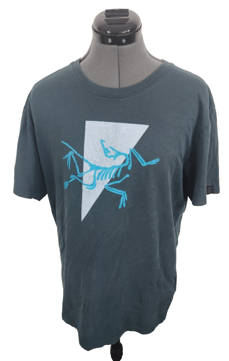 Arc’teryx T‑Shirt Men’s Size M Performance Outdoor Tee gallery