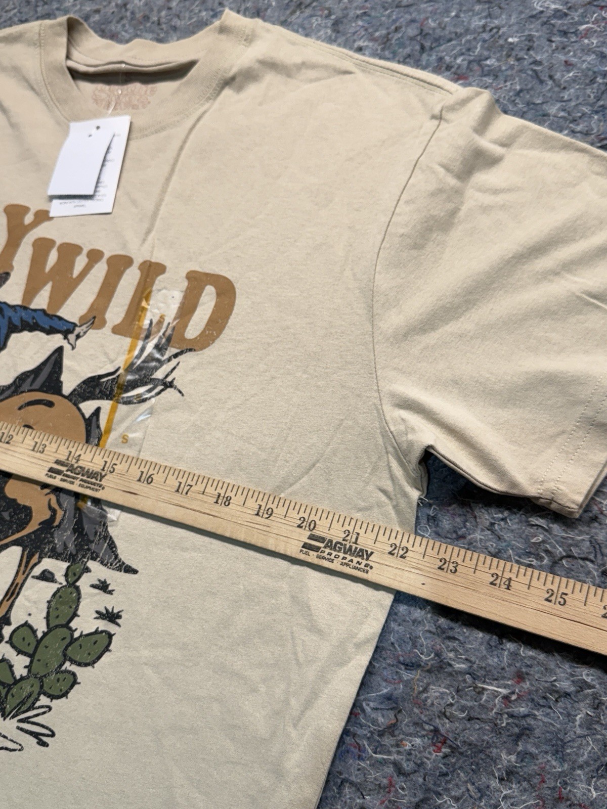 Goodie Two Sleeves Tee Shirt Men’s Small Stay Wild Southwestern Cowboy Rodeo NEW gallery