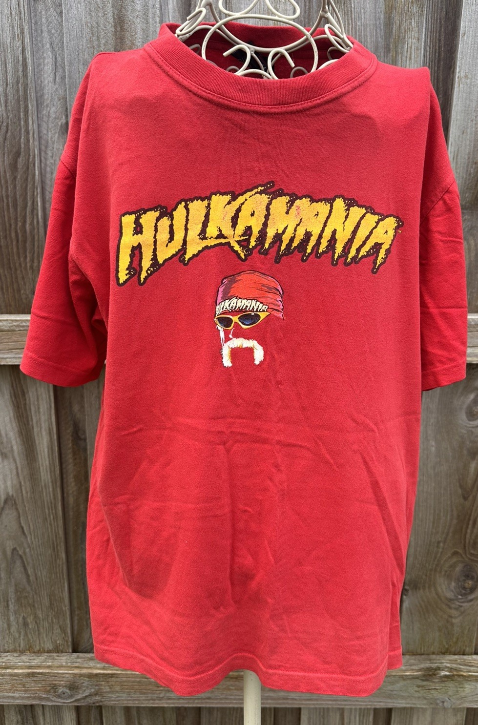Vintage hulkamania Hulk Hogan T-Shirt Mens size MEDIUM 2005 gallery