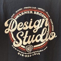 Warner Bros Studio T-Shirt Men’s M black Warner Logo Short Sleeve design studio