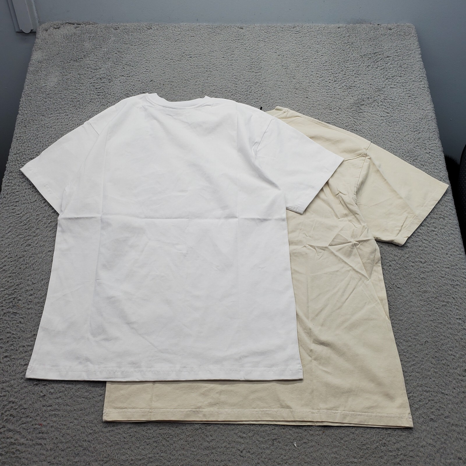 Lot Of 2 Unknwn Tee Shirt Men's M Multi Stretch Short Sleeve Crew Neck Pullover gallery