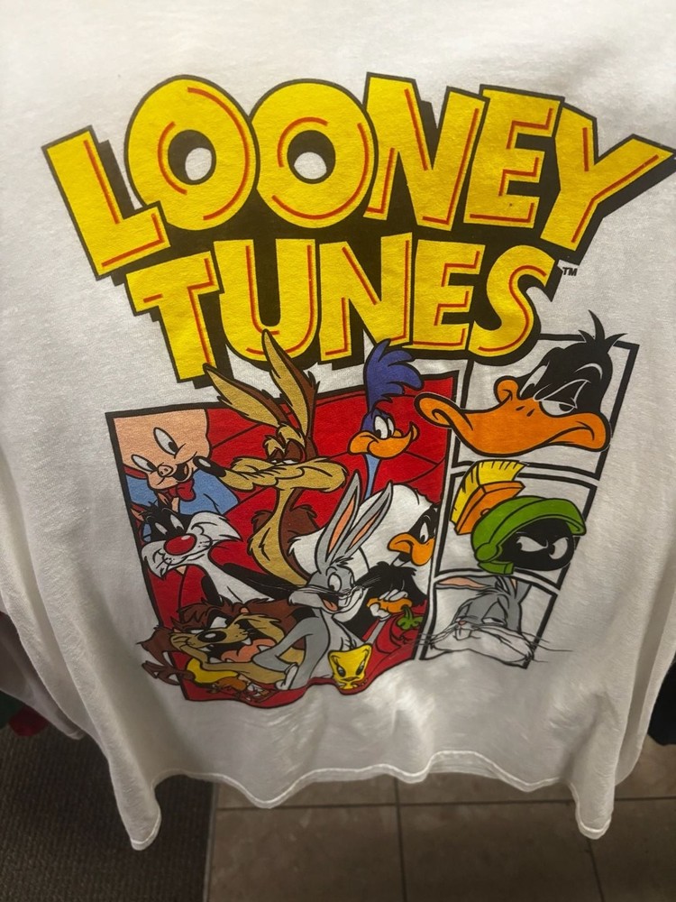 Looney Tunes Retro Character Group Shot White Graphic T-Shirt
