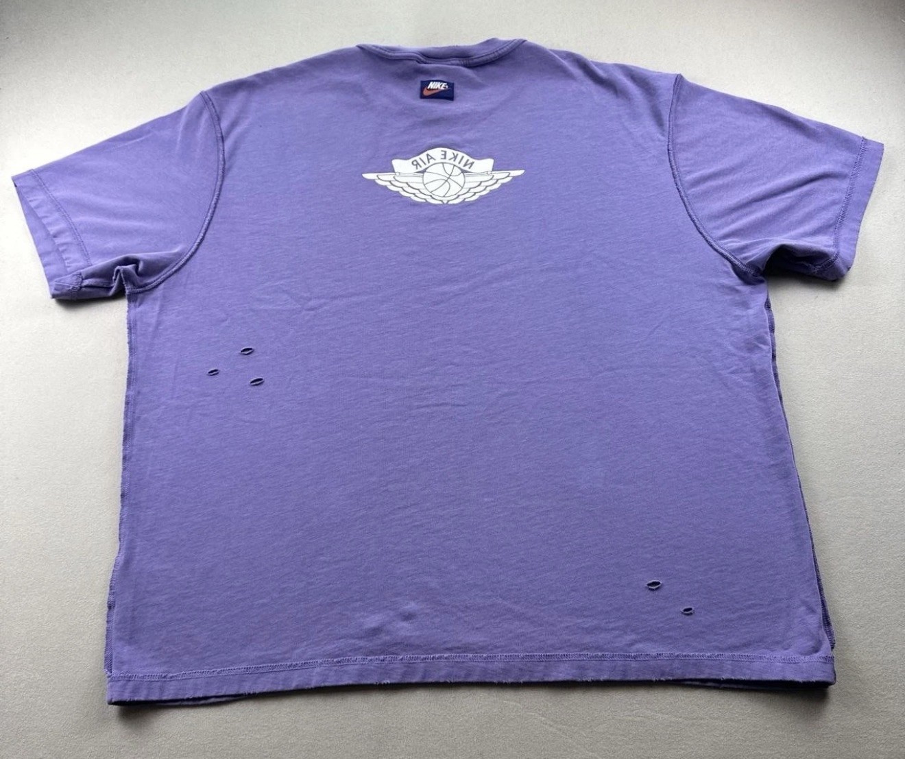 Nike Jordan T-Shirt Mens XXL Purple Rare Air Wings Jumpman Distressed Basketball gallery