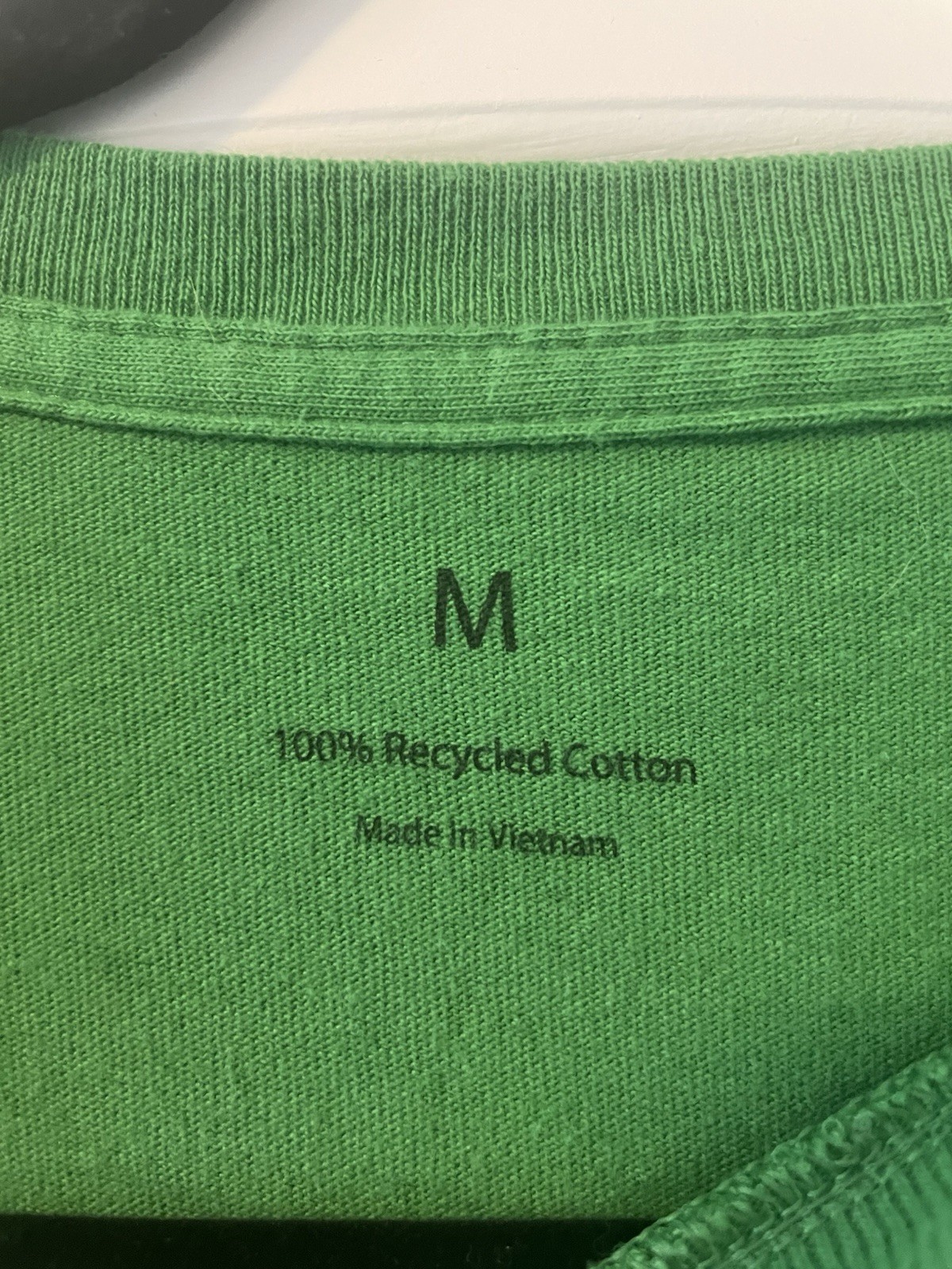Apple Earth Day Green Employee T-Shirt (Medium) gallery