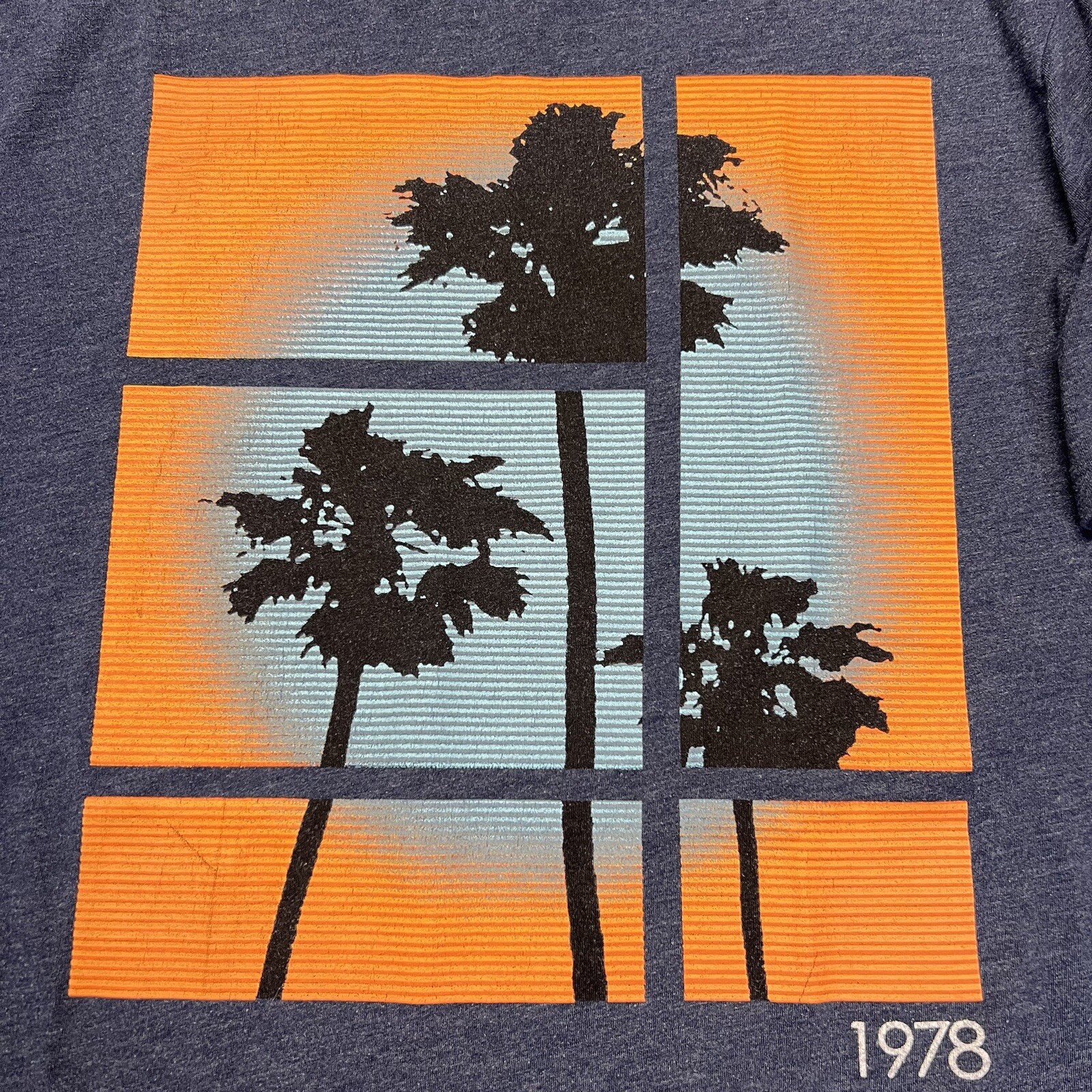 Banana Republic Graphic Tee Men’s Size XL Trees 1978 T-shirt Outdoor Beach gallery