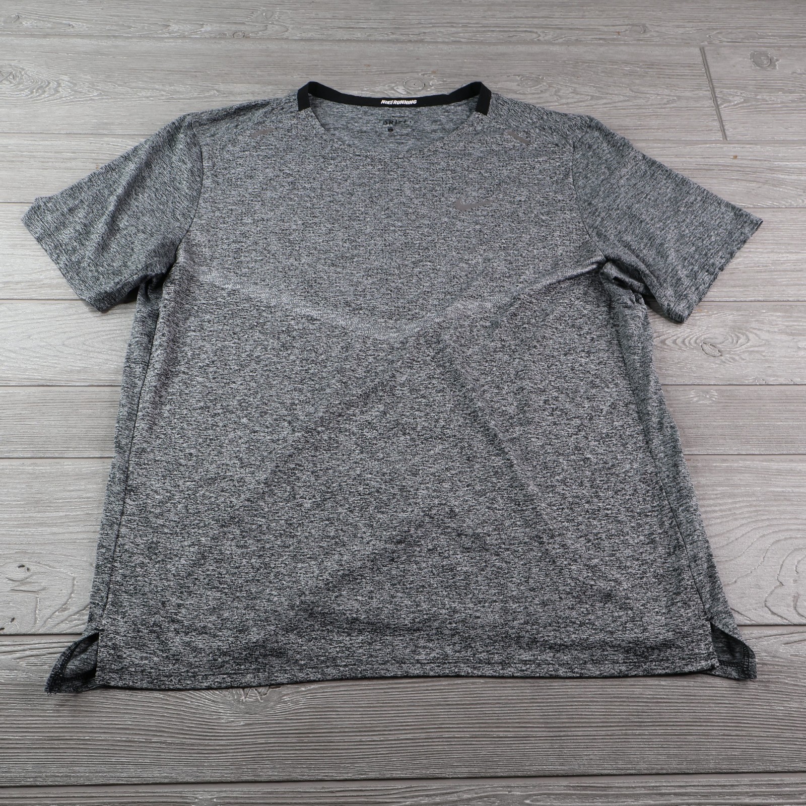 Nike Rise 365 Men's Dri-FIT Short-Sleeve Running Top Size Large T Shirt Tee gallery