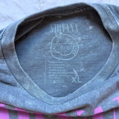 Nirvana smiley graphic band tee XL casual cotton alt grunge short sleeve emo