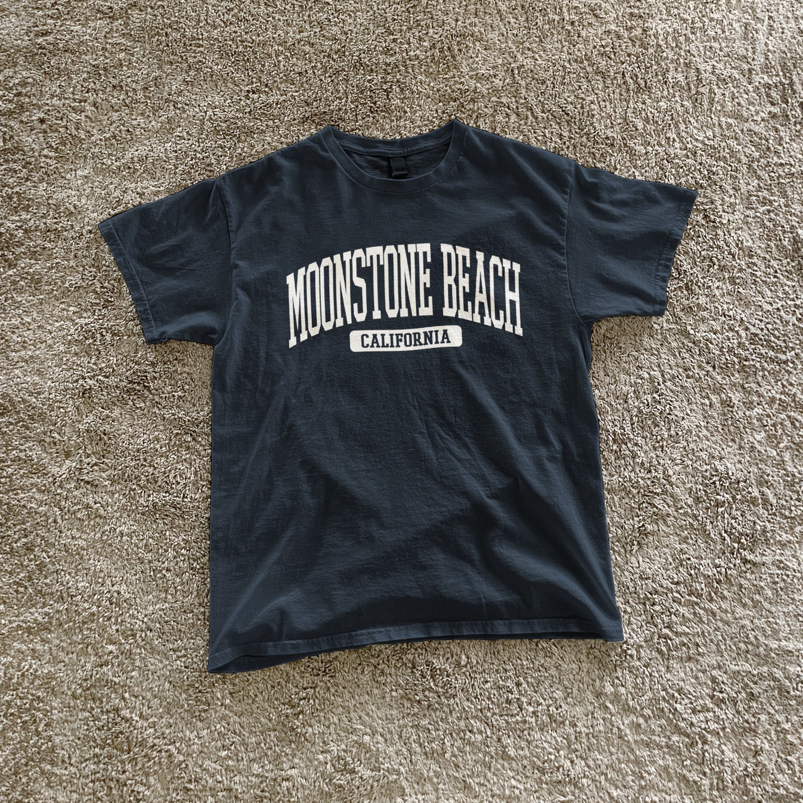 Moonstone Beach California Souvenir Beach, Retro, Vintage Navy Blue Tee gallery