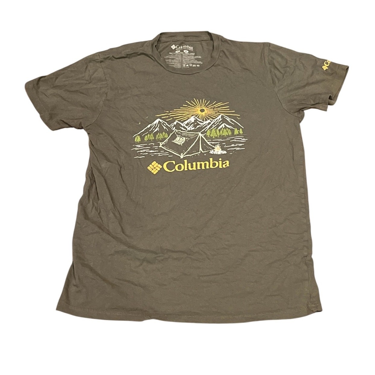 Columbia Green Shirt Medium Hiking Camping Outdoor Tee Casual Graphic Logo gallery
