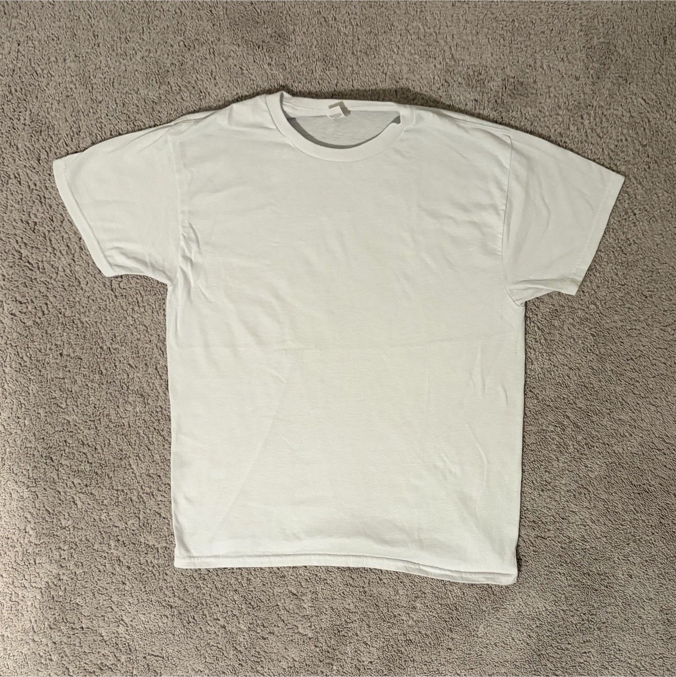 Two Hanes EcoSmart Men’s White Solid Crew Neck Short Sleeve T-Shirts Size M