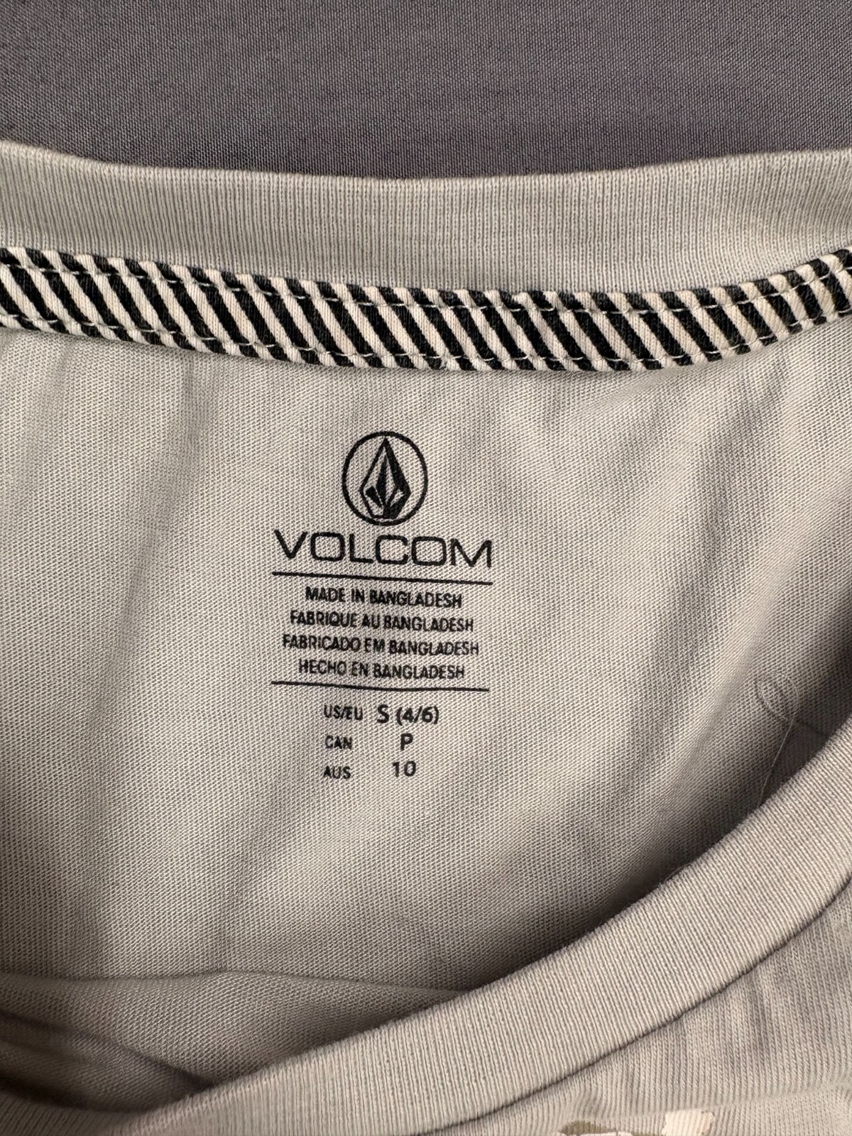 Volcom Aloha Hawaii Tropical Graphic Tank Top Island Vibes Size Small Womens gallery