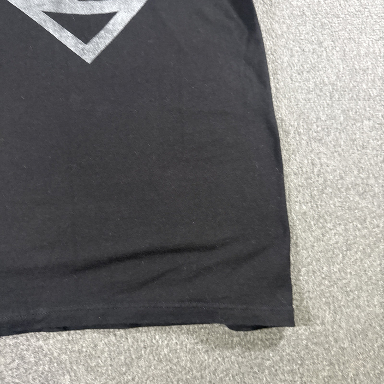 SUPERMAN ORIGINAL LOGO Men’s T SHIRT BLACK TEE OFFICIAL ITEM Small gallery