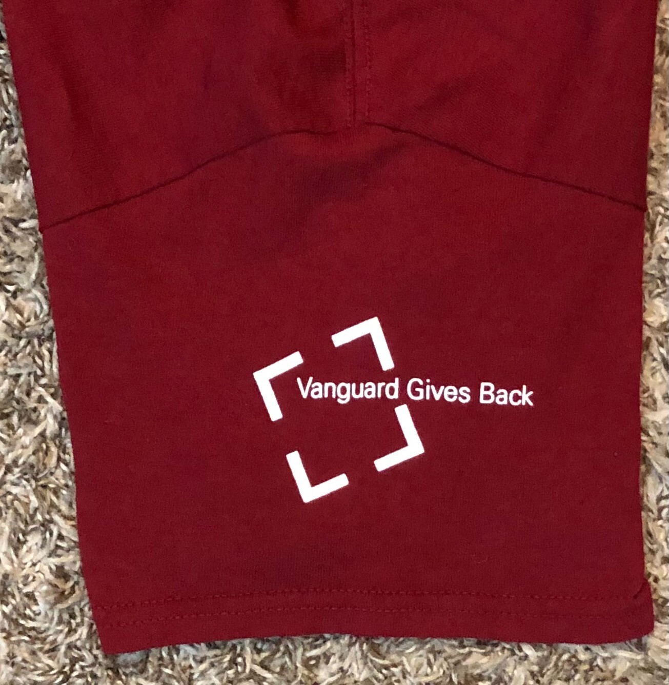 Vanguard Official Vanguard Gives Back Clients Crew Community Men's T-Shirt M gallery