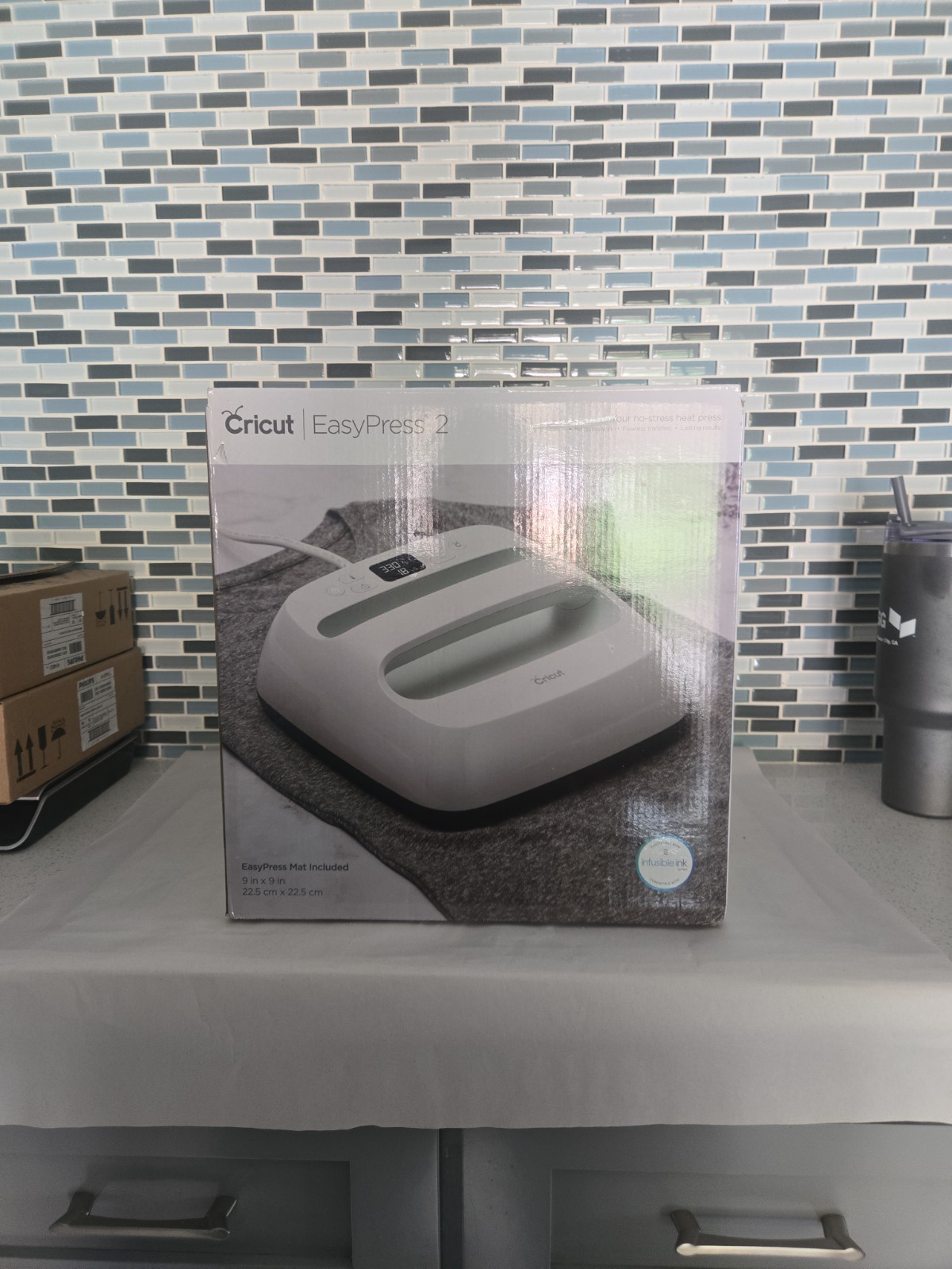 Cricut EasyPress 2 Heat Press Machine 9 X 9 in T-Shirt Logo Press NIB