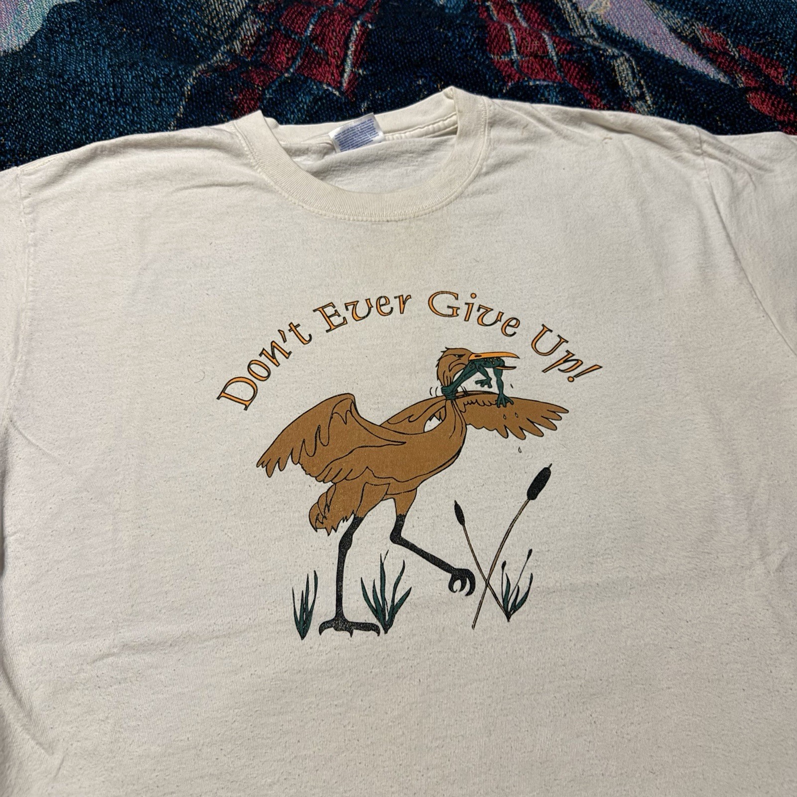 Vintage 90s Frog Stork Don't Ever Give Up Mens L Shirt Funny Nature Bird Cartoon gallery