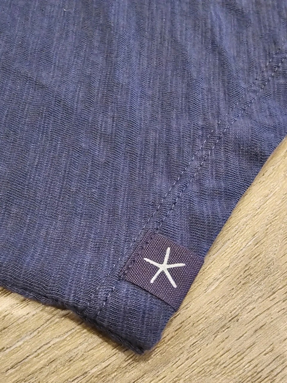 Barefoot Dreams Henley Shirt w/placket Cotton Long Sleeve Sz L gallery
