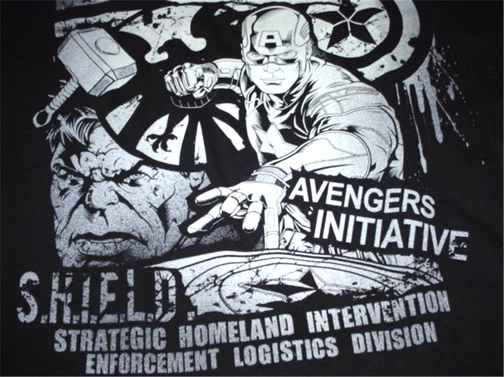 New Glow in Dark Captain America Avengers Black T-Shirt Men's Small 34/36 gallery