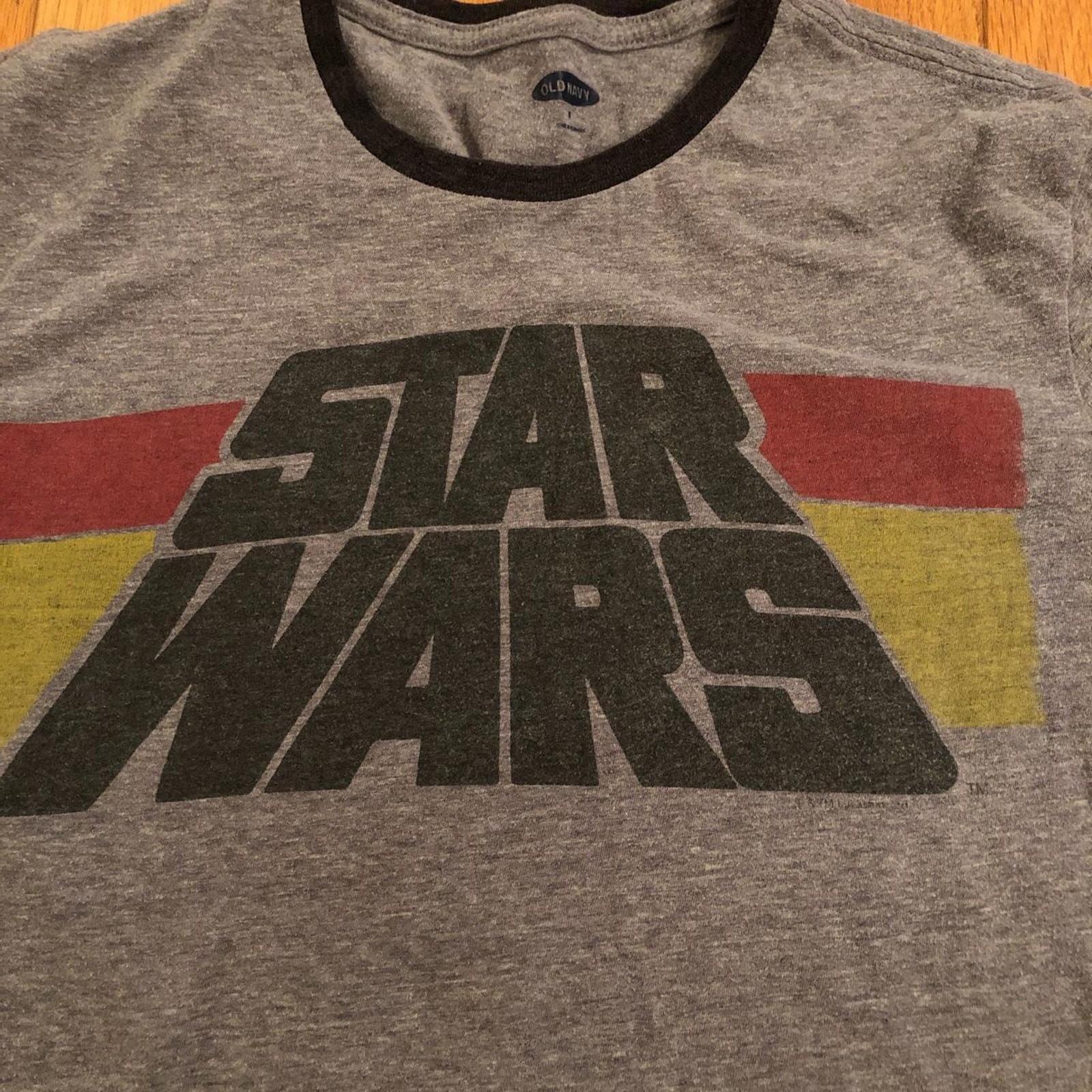 Old Navy Star Wars Gray T-shirt - Size Small gallery