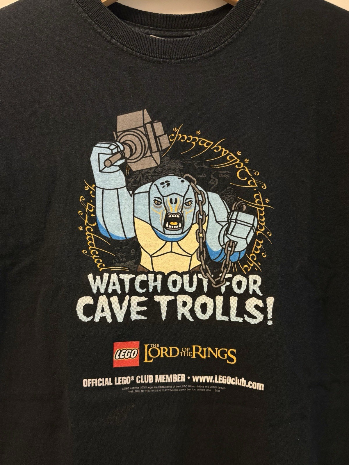Lego LOTR Watch out for Cave Trolls Club Member T-Shirt Size M Dark Blue 2012 gallery