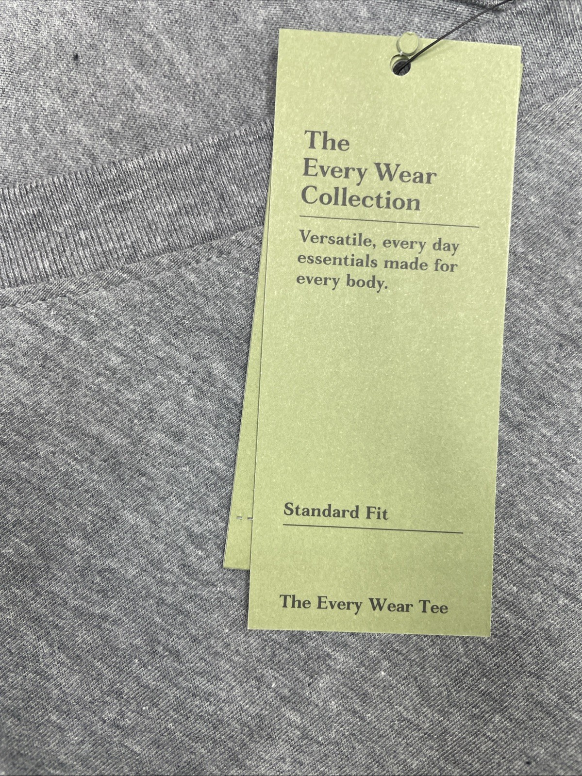 NWT Goodfellow & Co Men’s V-Neck T-shirt Size XL Gray Short Sleeve Standard Fit gallery